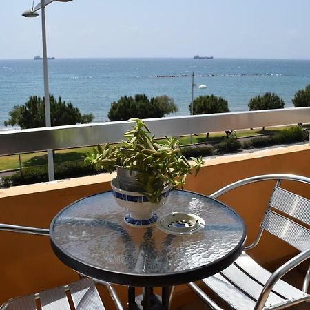 Appartement Mediterranean Breeze à Limassol Extérieur photo