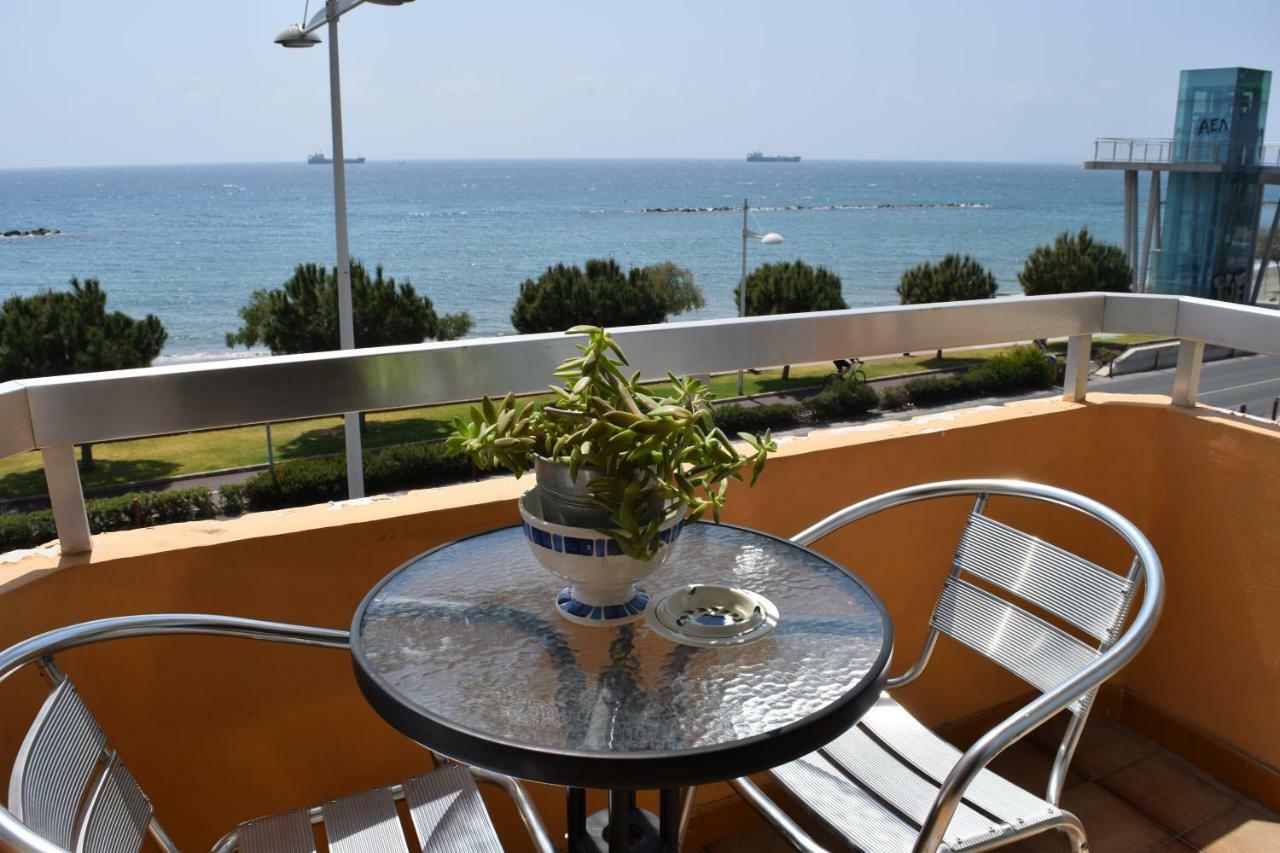 Appartement Mediterranean Breeze à Limassol Extérieur photo