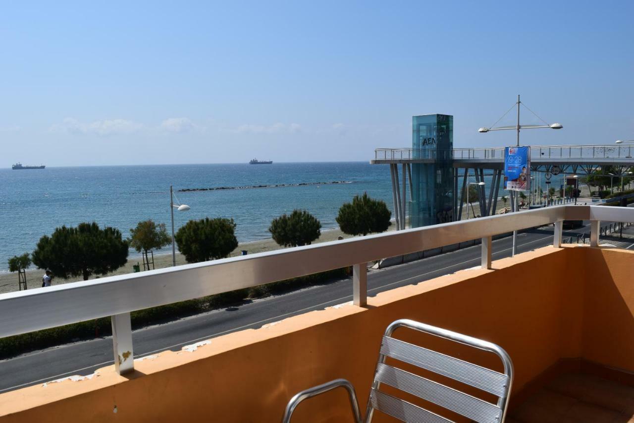 Appartement Mediterranean Breeze à Limassol Extérieur photo